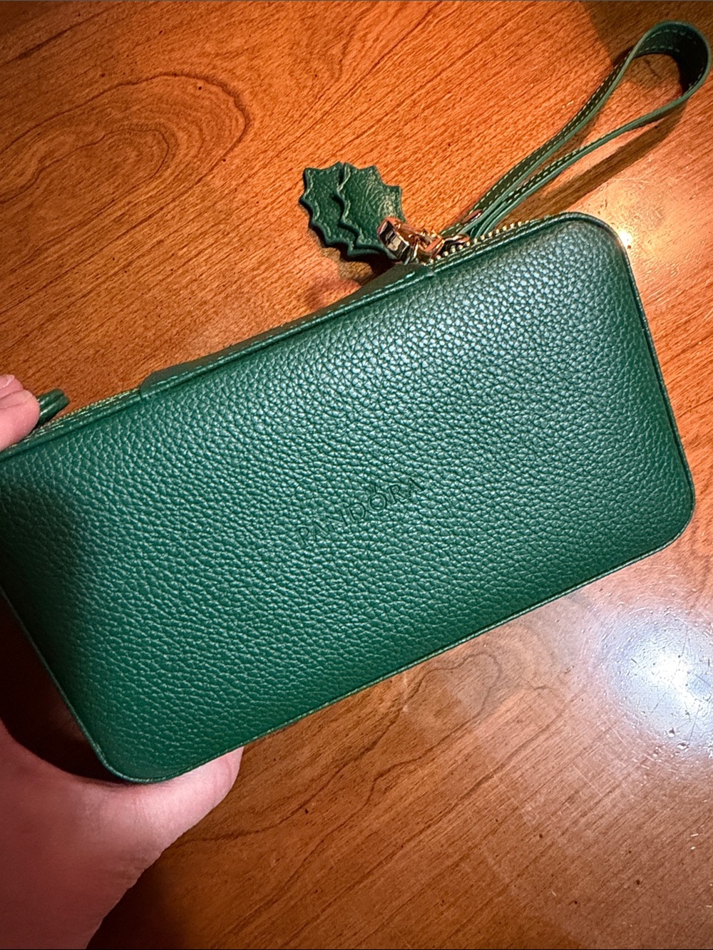New Pandora limited edition Green Pebbled Travel Jewelry case